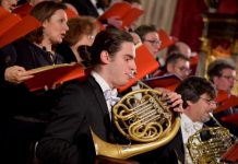 Il coro D’Arco canta Vivaldi