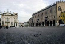 Piazza Sordello, un bunker per Capodanno