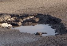 La Cadè-Villa Garibaldi è un gruviera Residenti e automobilisti furibondi