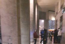 Rissa notturna in Galleria Ferri: ferito un 49enne