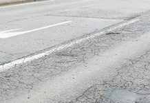 Una buca tira l’altra: altri interventi nelle vie cittadine