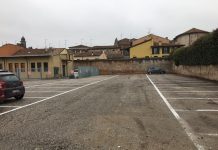 Parcheggio per soli residenti: nessuno lo usa