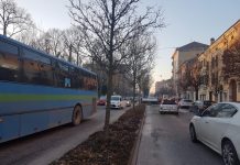 Corso Garibaldi: si guasta il bus, traffico in tilt