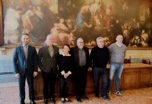 Troppi odori molesti: una squadra di annusatori per scoprirne la causa