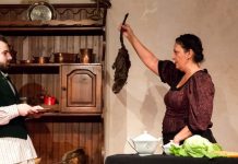 Al teatro delle cappuccine si ride con Le serve d’Amleto