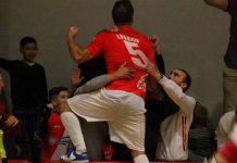 Calcio a 5 serie A2 – Bruschi Mantova favorito col Carrè Chiuppano Leleco esulta dopo un gol