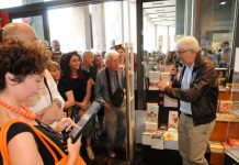 I Nicolini salutano la Nautilus con Severgnini