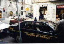 Non aveva chiuso la vendita di prodotti non alimentari, denunciato direttore di un ipermercato