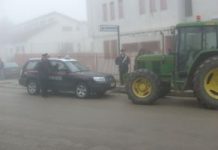 Ruba le rotoballe dal campo del vicino: 57enne arrestato