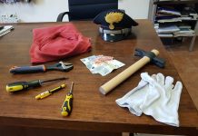 Ladra di griffe colta sul fatto in corso Umberto