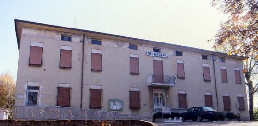 Castel d’Ario: Turazza si ricandida. Lista rinnovata per le elezioni Il municipio di Castel d'Ario