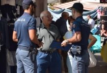 Abbracciati e derubati per strada: vittime due anziani