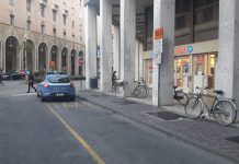 Dà in escandescenza davanti al bar, 29enne rumena ricoverata