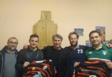 Rugby C2 maschile – Micro-B, martedì scatta l’era Pintossi e Castiglia Da sinistra Pintossi, il presidente Malcisi, capitan Cigala e Castiglia