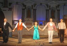 La farsa rossiniana “L’inganno felice” di Rossini al Bibiena ha entusiasmato il pubblico