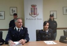 Chat erotica tra minorenni, foto e video in cambio di denaro