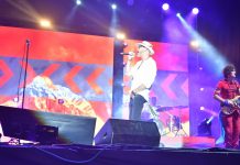 I Negrita sul palco del Sociale