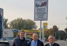 Stop ai motori, posati i cartelli. Poi arrivano le contravvenzioni