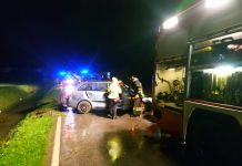 Tragedia a Rivarolo Mantovano. In auto nel canale: muore una 46enne