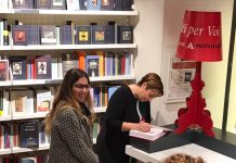 Folla al Mondadori Bookstore per Benedetta Rossi