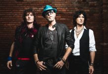 Fino a fine anno concerti, musical, cabaret e varietà I Negrita: "Drigo" Salvi, "Pau" Bruni e "Mac" Petricich