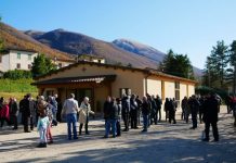 A 3 anni dal sisma in Umbria, Inaugurato un centro comunità donato dalle diocesi di Mantova e Como