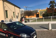 Mitomane in azione, allarme bomba alla materna