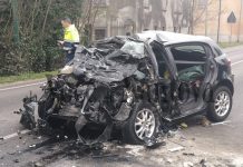 Frontale tra camion e auto a Cerlongo, morto un 63enne