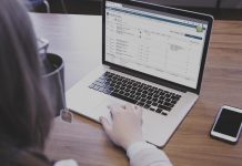 La scuola a casa: partono anche le lezioni online