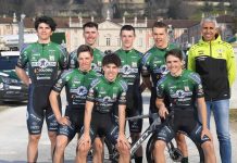 Ciclismo – Bertoletti (Delio Gallina): “Orgoglioso dei miei ragazzi” Il ds Simone Bertoletti con alcuni atleti