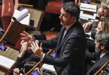 Coronavirus, Renzi “Non possiamo stare a casa due anni”