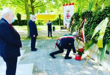 Le celebrazioni del 25 Aprile in città. Sobria cerimonia ai giardini di viale Piave e davanti alla Sinagoga