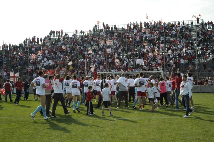 Biancorossi in festa sotto la Te dopo il 3-0 al Castelnuovo