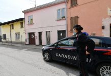 Delitto Villa Saviola, i due coniugi rimangano in carcere: arresto convalidato