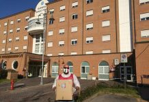CasaPound, donate mascherine agli ospedali