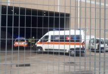 Investito da una fiammata: ustionato un operaio