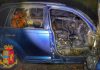 Auto data alle fiamme: denunciato il vicino che si è pure ustionato