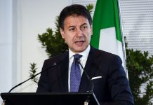 Conte “la prossima settimana è pronto il piano di rilancio”