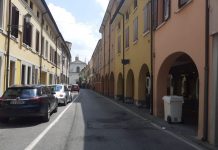 La proposta post-lockdown: a Castel Goffredo ogni venerdì negozi aperti fino alle 22