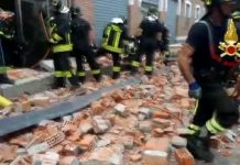 Crolla solaio ad Albizzate, muoiono una donna e i suoi due bimbi