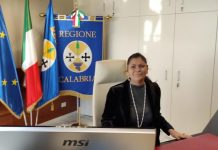 Santelli “Governo blocchi sbarchi di migranti o interverrò io”