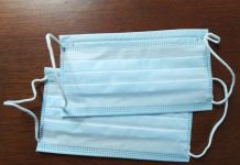 Coronavirus, in Lombardia stop mascherina all’aperto se c’è distanza