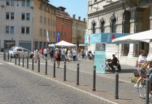 Campagna elettorale in centro: è “guerra dei gazebi” Rossi-Palazzi