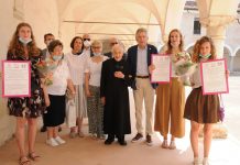 Tre studentesse eccellenti premiate al Santa Paola