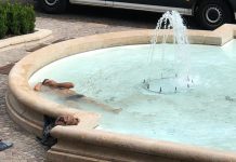 Bagnante abusivo: la Polizia lo cerca, il web gli dà la caccia