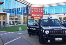 Ponti, esce di strada e si rifiuta di sottoporsi all’alcol test