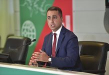 Di Maio “Dopo il referendum normalizzare gli stipendi dei politici”