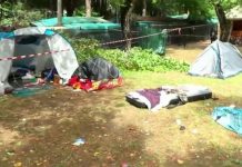 Albero cade su tenda a Massa, muore anche 14enne