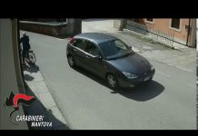 Furti con la tecnica dell’abbraccio, arrestata banda di rumeni