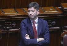 Coronavirus, Speranza “Non ci sono condizioni per lockdown totali”